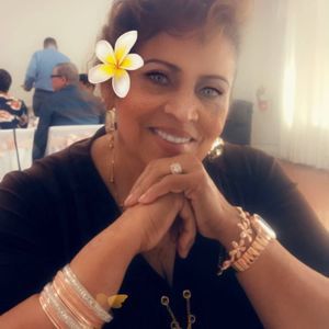 Meet your Posher, Yolanda